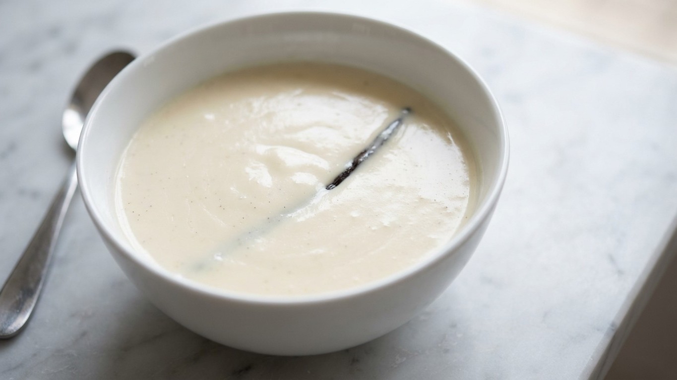 J'ai testé l'ingrédient surprise des chefs pour des crèmes pâtissières onctueuses sans crème ni beurre